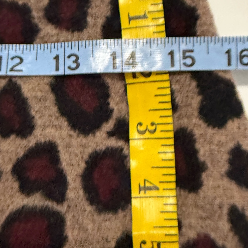 Ann Taylor Leopard Print Tan and Black Skirt wool blend in size 6 - Picture 6 of 10